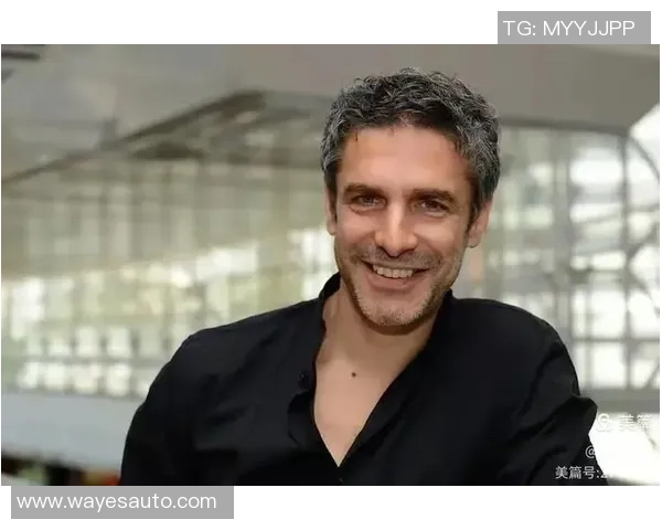 阿根廷足球巨星莱昂纳德的传奇旅程与全球足坛影响力解析